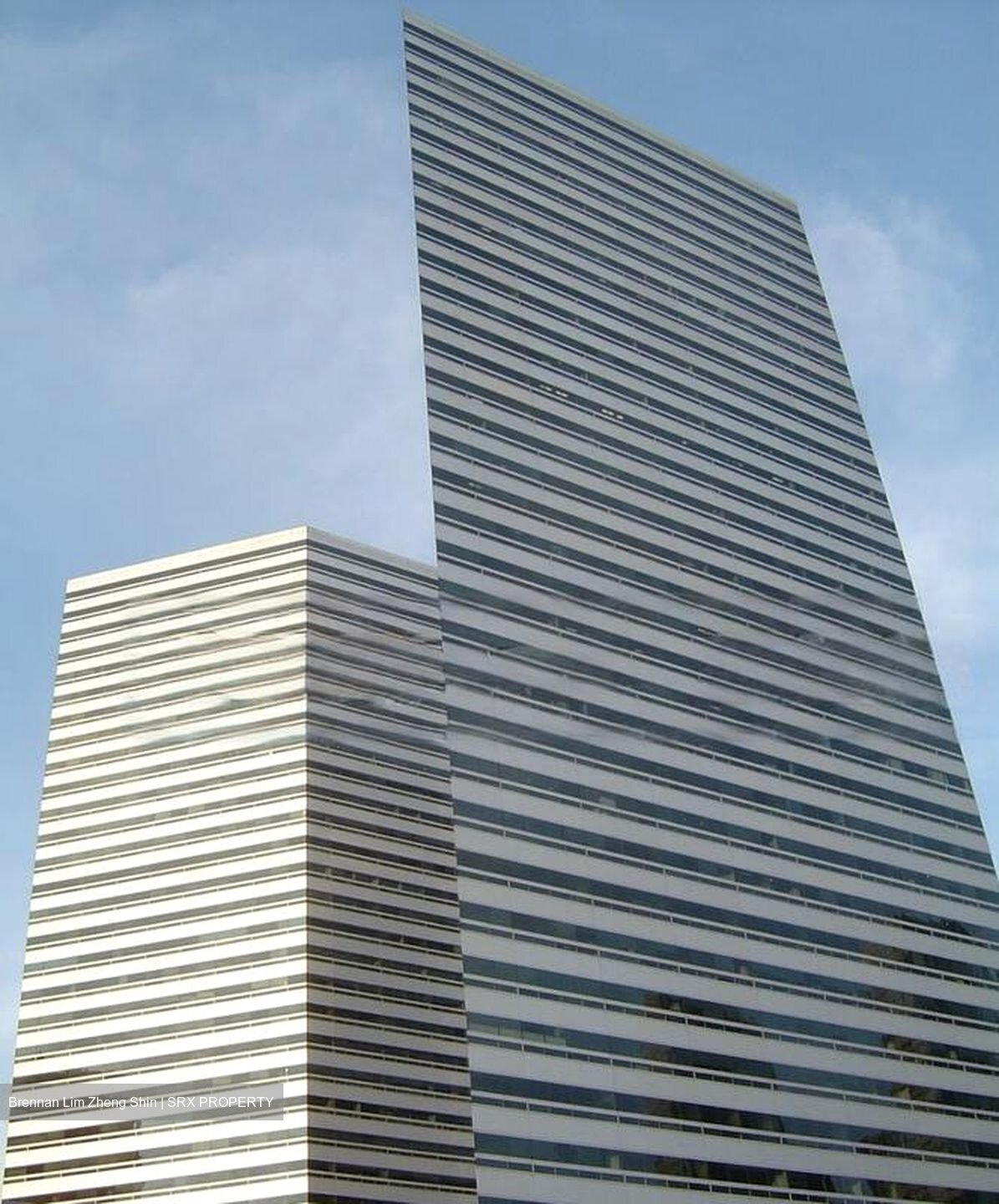 Gateway West (D7), Office #459977341